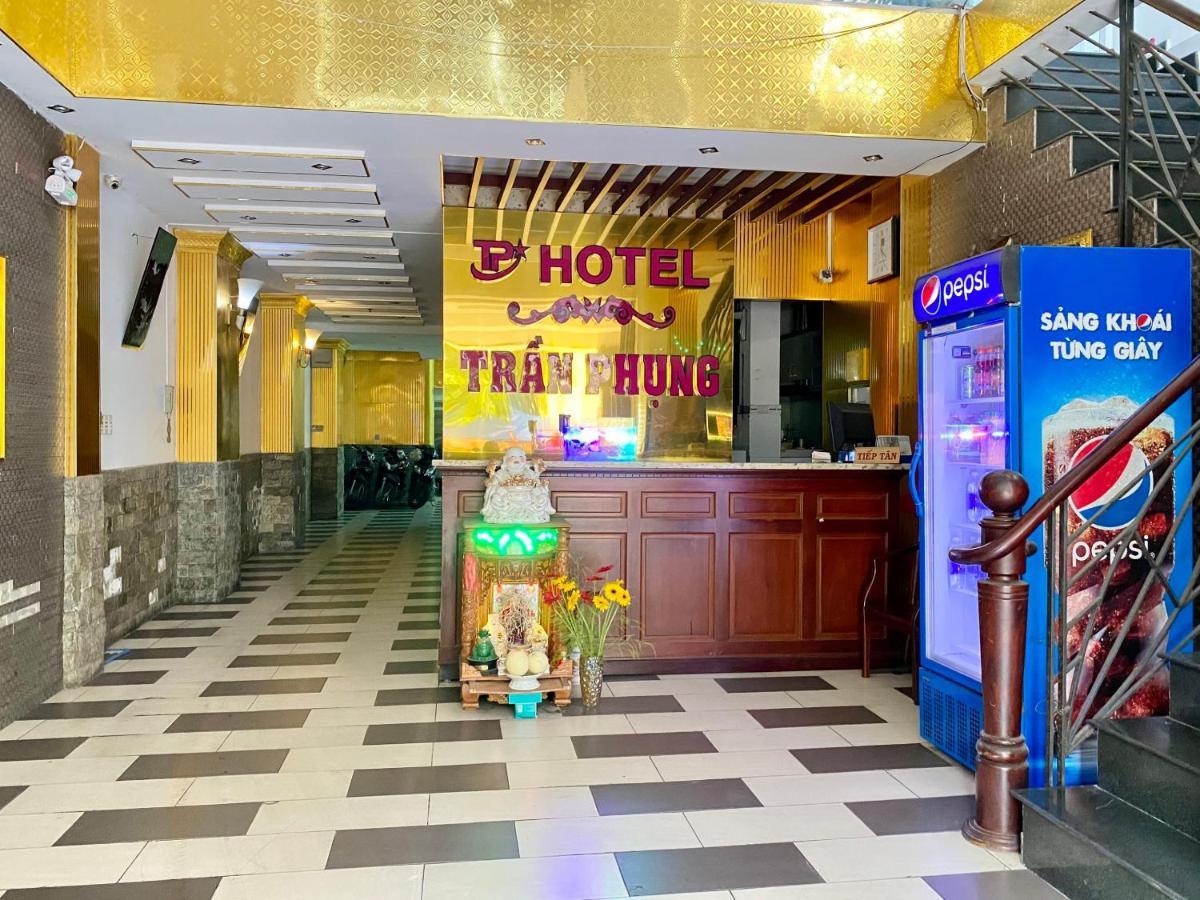 Tran Phung Hotel Хошимин Экстерьер фото