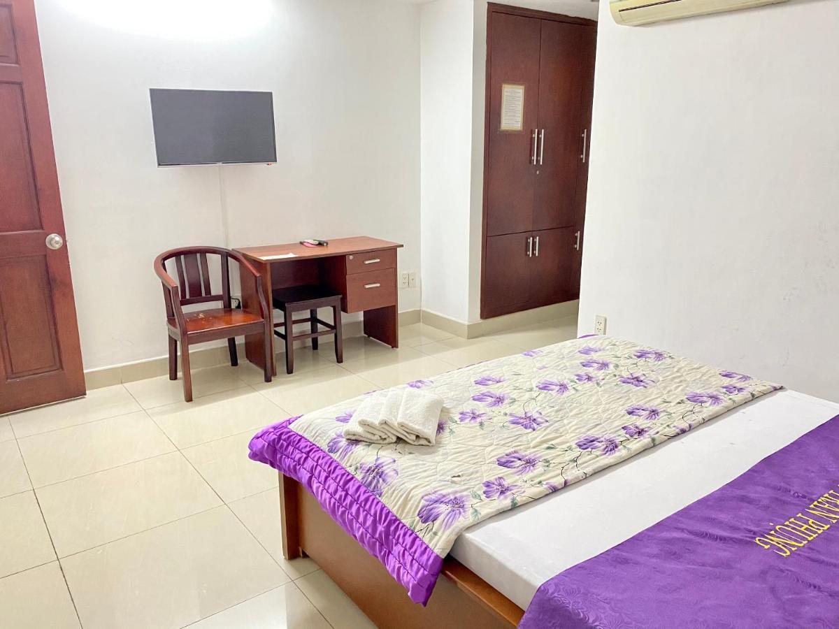 Tran Phung Hotel Хошимин Экстерьер фото